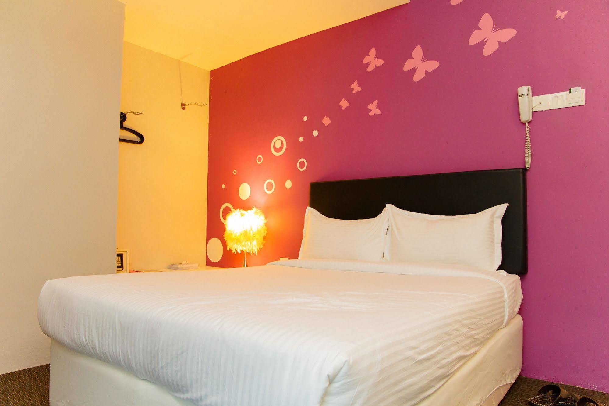 Bliss Boutique Hotel Джохор-Бару Екстер'єр фото