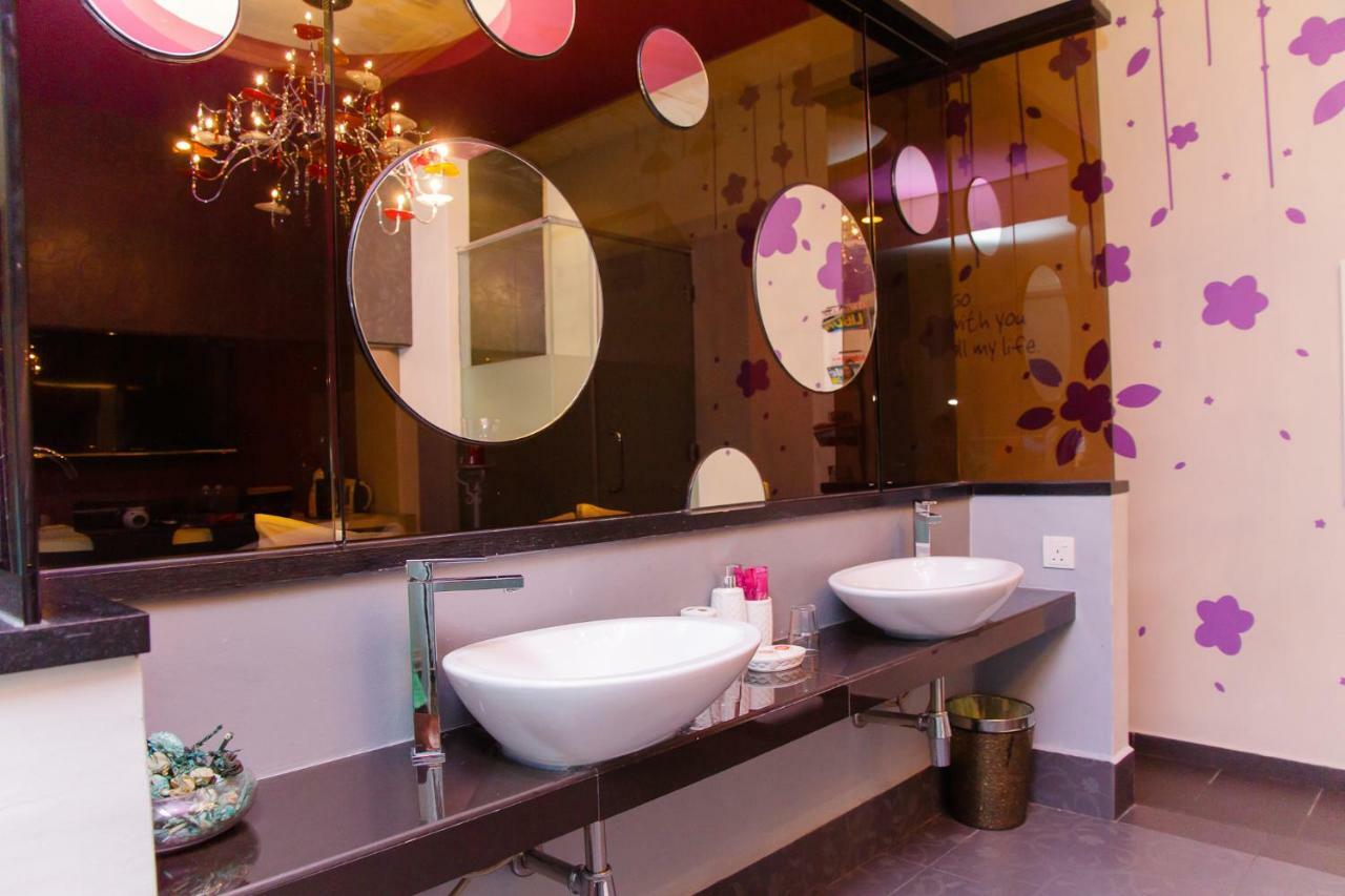 Bliss Boutique Hotel Джохор-Бару Екстер'єр фото
